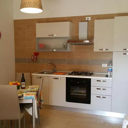 Repraesentative Zwei Mit Veranda Und Garten Apartment